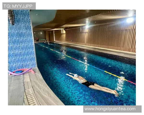 自由泳技巧全面提升课程 助你突破泳池极限 快速掌握高效游泳方法